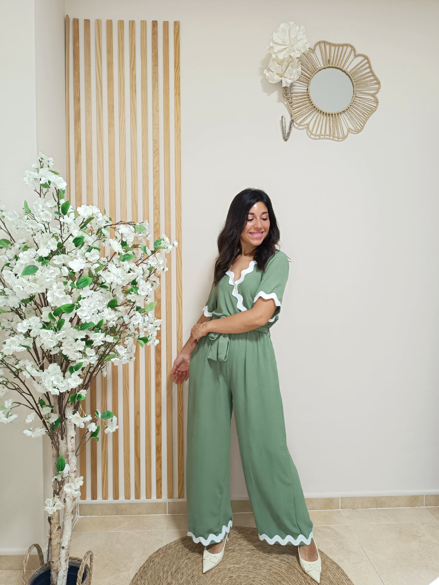 Mono Betty verde kaki