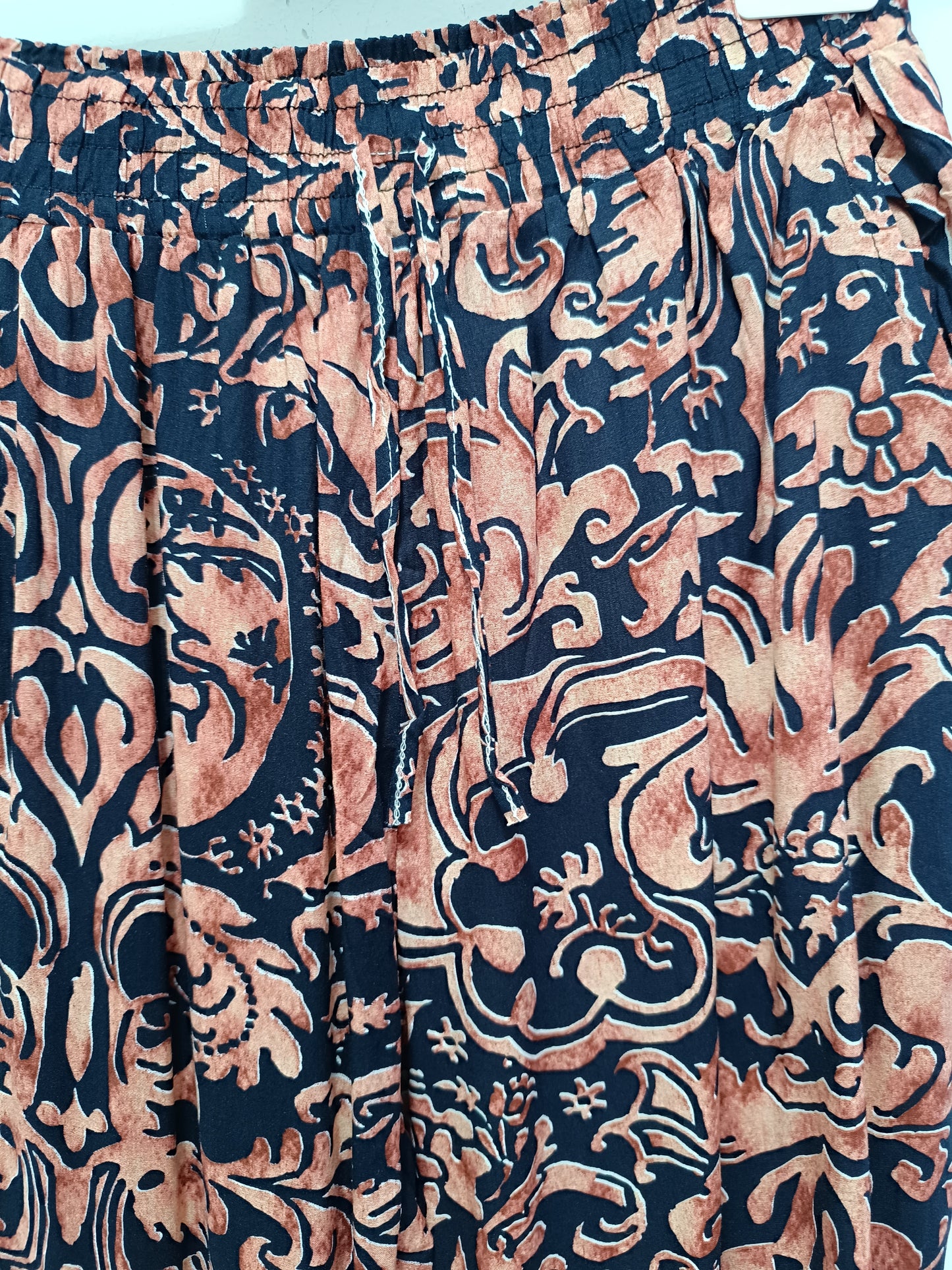 Pantalón Damasco negro