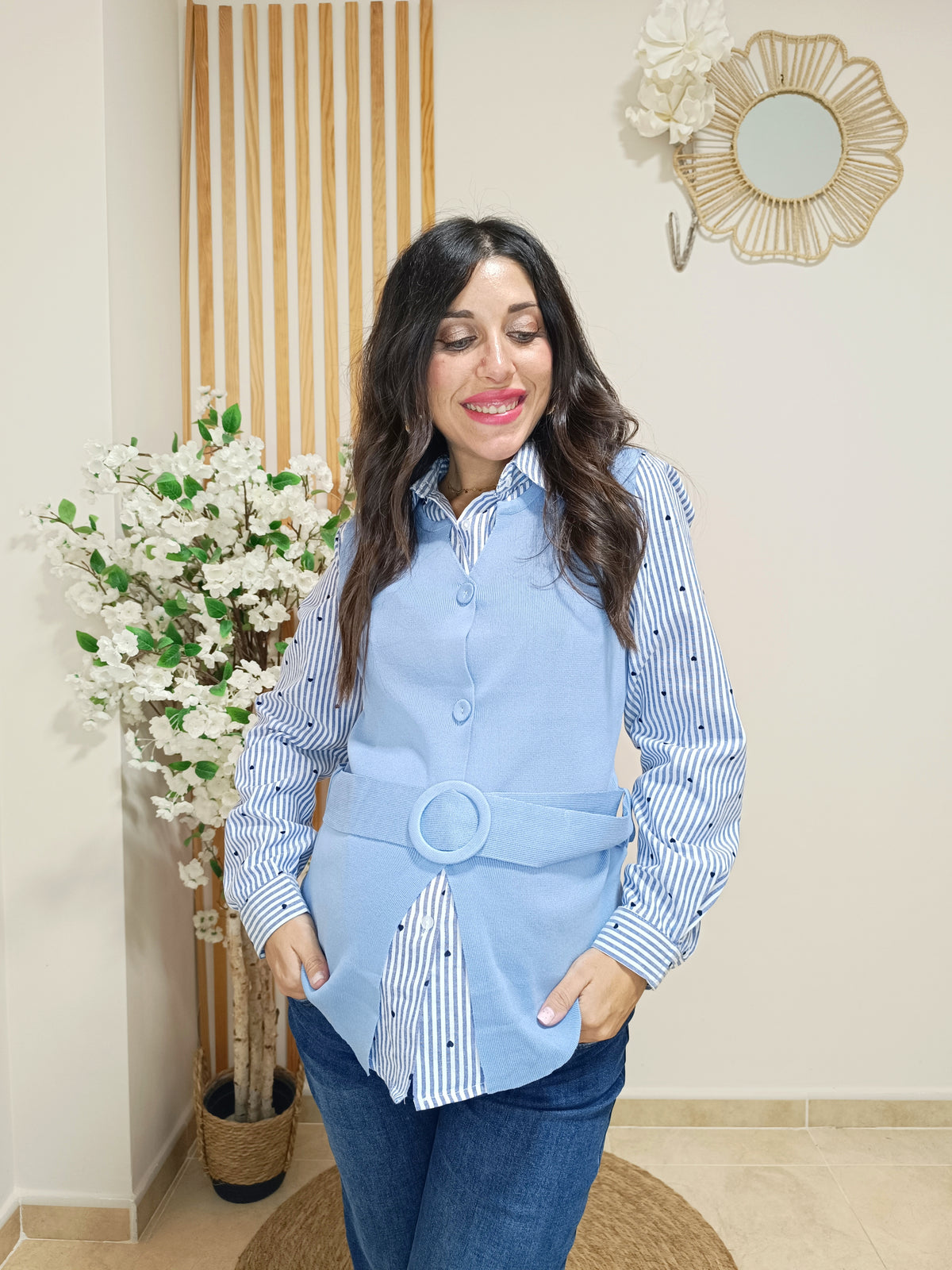 Look Chaleco Oporto azul + Camisa Roma azul